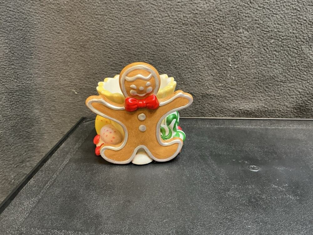 Partylite Gingerbread Man&Candies Christmas Votive Candle Holder 3.75"H